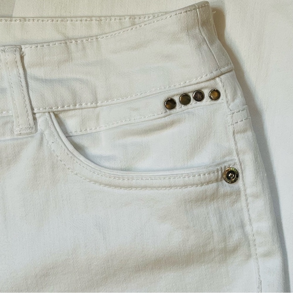 Chico’s So Slimming Jeans White Sz 2.5 Reg Sz 14 Crop - Picture 7 of 14